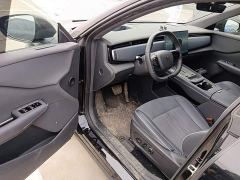 Voyah Lantu Zhiyin Four-Wheel Drive Global Edition - фото 15