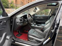 FAW Hongqi H5 Classic Edition 1.8T Auto Smart Flagship Edition - photo 4