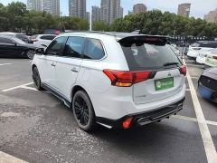 Mitsubishi Outlander 2.4L AWD Radiance Edition 5-Seater - photo 4