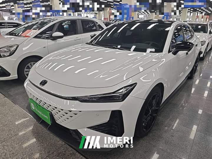 Changan UNI-V 1.5T Premium - ავტომობილი ჩინეთიდან