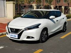 Nissan Bluebird 1.6L CVT Stylish Edition - photo 1