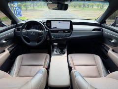 Lexus ES 200 Excellence Edition - фото 12