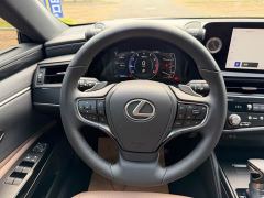 Lexus ES 200 Excellence Edition - фото 13