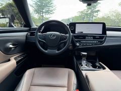 Lexus ES 200 Excellence Edition - фото 14