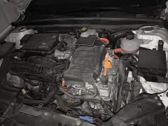 BYD Qin PLUS Glory Edition DM-i 55KM Leading - ფოტო 10