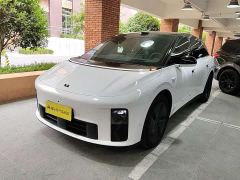 Li Auto i6 Two-Wheel Drive Standard - ფოტო 1
