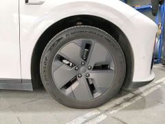 Li Auto i6 Two-Wheel Drive Standard - ფოტო 19