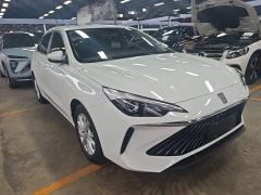 Roewe SAIC MG i5 1.5L CVT Luxury - photo 3