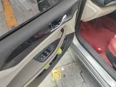BYD Qin PLUS DM-i Champion Edition 1.5L 55km Leading Edition - ფოტო 13