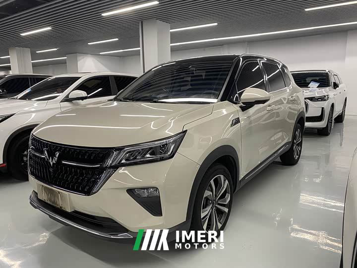 Wuling Xingchen 2.0L DHT Electric Speed Edition - автомобиль из Китая