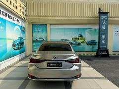 Lexus ES 300h Premium Edition - ფოტო 3