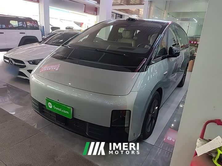 Li Auto MEGA Home Family Edition - ავტომობილი ჩინეთიდან