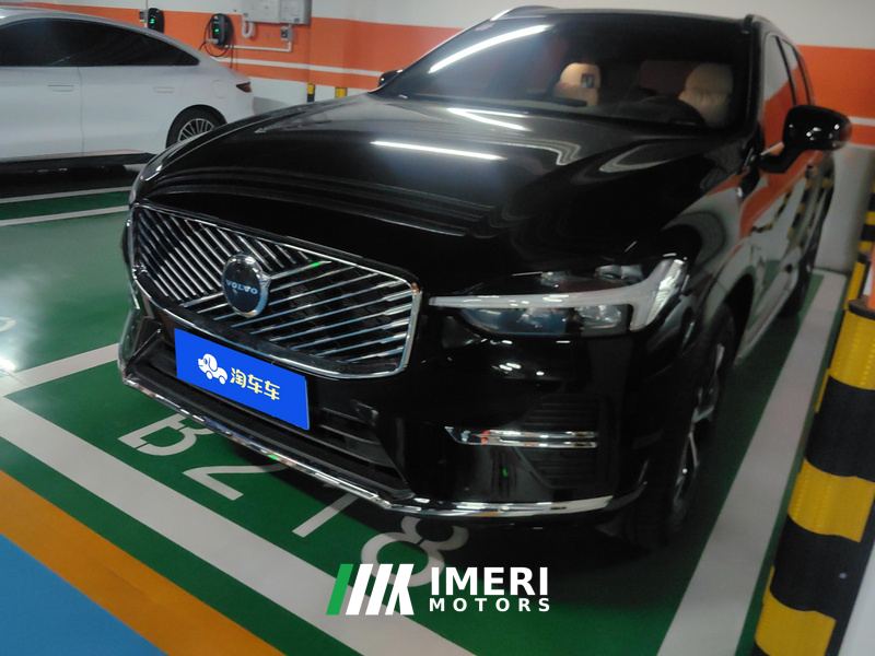 Volvo XC60 B5 AWD Smart Luxury Edition - автомобиль из Китая