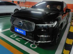 Volvo XC60 B5 AWD Smart Luxury Edition - фото 1