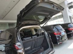 Honda Elysion 2.0L e:HEV Luxury Prestige Edition - ფოტო 18