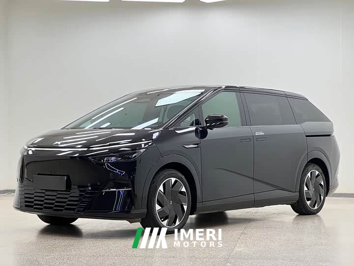 XPeng X9 640 AWD High Performance Max - ავტომობილი ჩინეთიდან