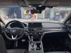 Honda Accord 260TURBO Luxury Edition - фото 7