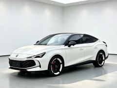 MG7 2.0T Automatic Hunter Beauty Luxury Edition - ფოტო 1