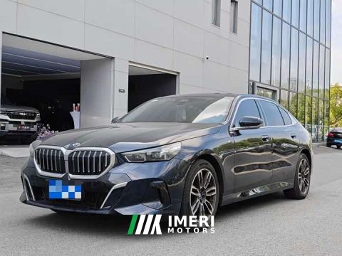 2025 BMW 5 Series 525Li M Sport Package - ავტომობილი ჩინეთიდან