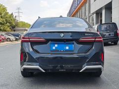 BMW 5 Series 525Li M Sport Package - ფოტო 8
