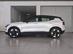 Volvo EX30 Rear-Wheel Drive Extended Range Ultra - фото 7
