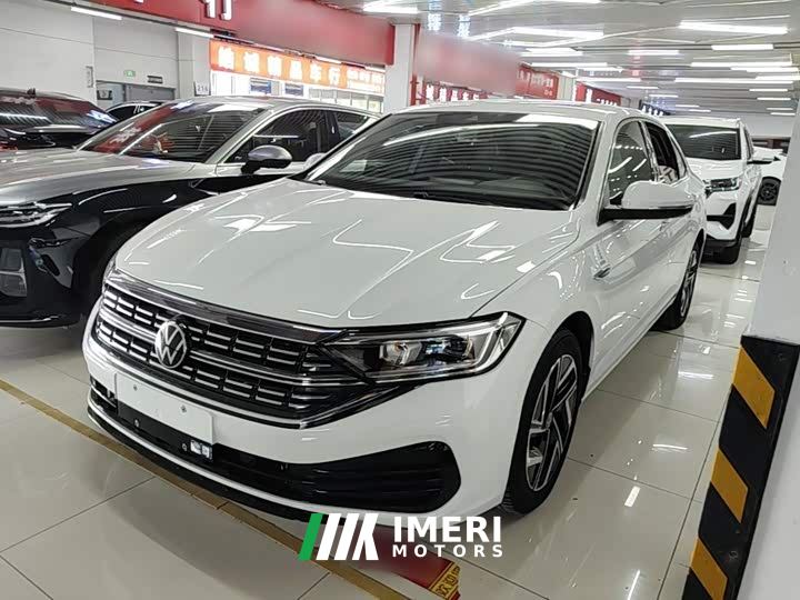 Volkswagen Sagitar 300TSI DSG Excellence Edition - car from China