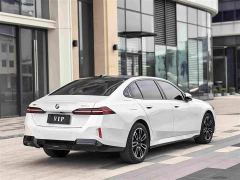 BMW 5 Series 530Li Premier M Sport Package - ფოტო 4