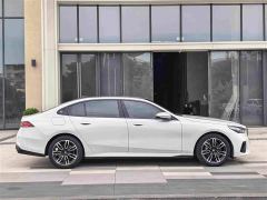 BMW 5 Series 530Li Premier M Sport Package - ფოტო 7