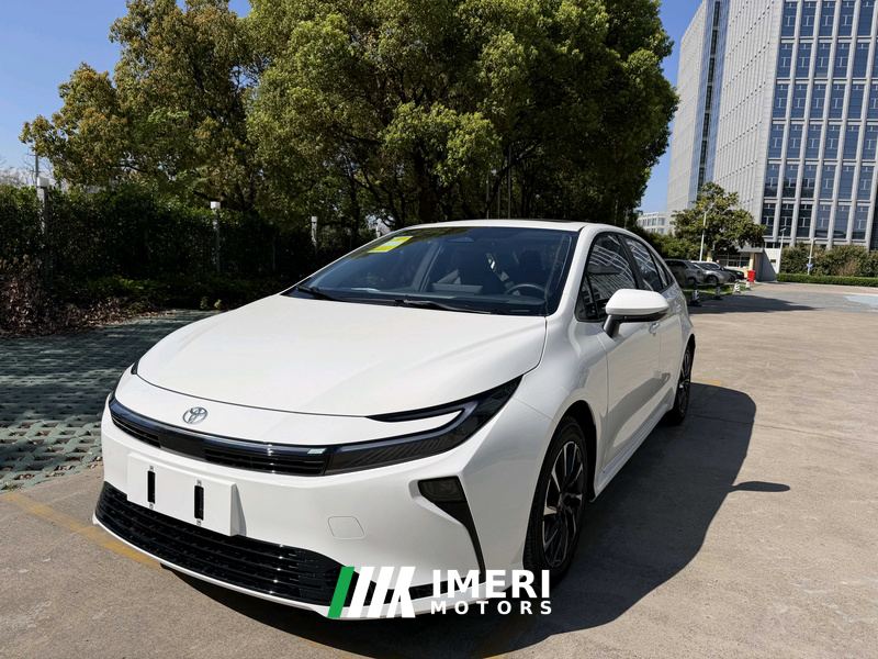 Toyota Corolla Dual-Engine 1.8L Elite Edition - car from China
