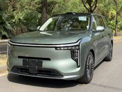 IM Motors Zhiji LS8 66 Ultra Luxury Six-Seater - photo 1