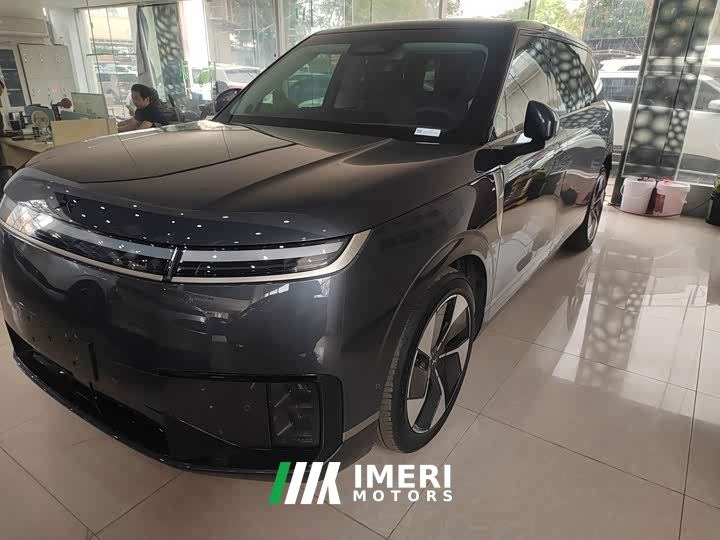 Xpeng Xiaopeng GX Pure Electric 665 Ultra SE - автомобиль из Китая