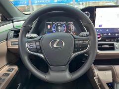 Lexus ES 200 Premium Edition - ფოტო 17