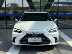 Lexus ES 200 Premium Edition - ფოტო 2