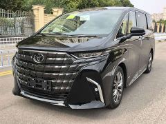 Toyota Alphard Hybrid 2.5L Premium Gold Edition - photo 1