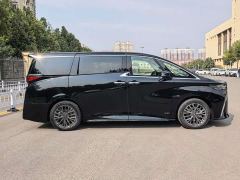 Toyota Alphard Hybrid 2.5L Premium Gold Edition - photo 7