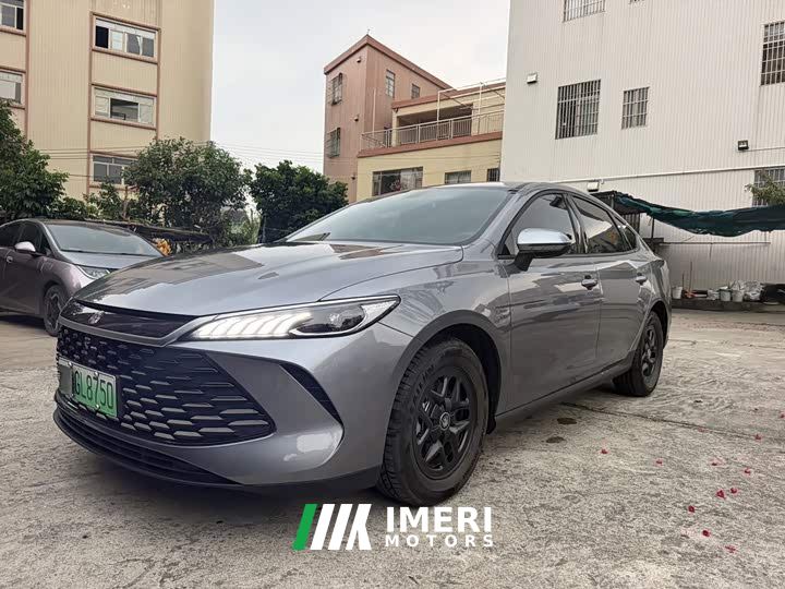 BYD Qin PLUS DM-i Smart Drive Edition 55KM Leading - car from China