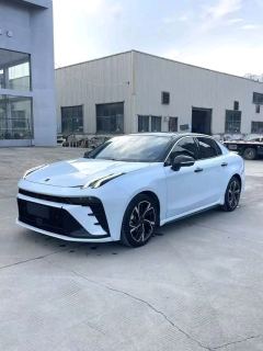 Lynk & Co 03 2.0T T5 2WDPro 5 - фото 1