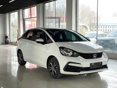 Honda Fit 1.5L CVT Trendy Sunroof Edition - фото 3