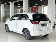 Honda Fit 1.5L CVT Trendy Sunroof Edition - фото 4