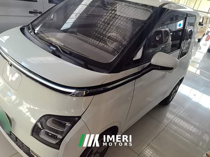 Wuling Air EV Qingkong Four-Seater Advanced Edition - автомобиль из Китая