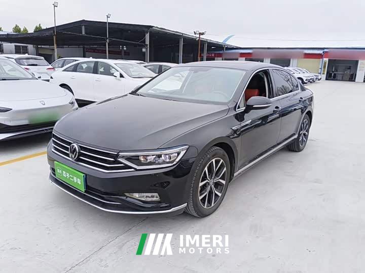 Volkswagen Magotan 330TSI DSG Advance - car from China