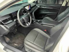 Toyota Camry 2.0L GVP Luxury - photo 10