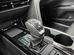 Toyota Camry 2.0L GVP Luxury - photo 17