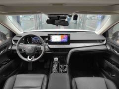 Toyota Camry 2.0L GVP Luxury - photo 7