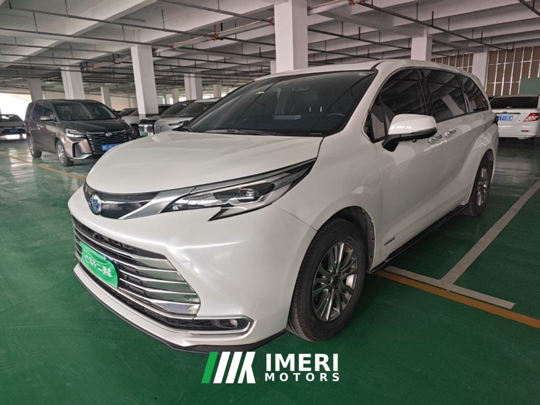 Toyota Sienna 2.5L Hybrid Prestige Edition - car from China