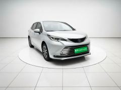 Toyota Sienna 2.5L Hybrid Prestige Edition - photo 3