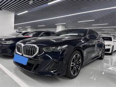 BMW 5 Series 525Li Luxury Package - фото 1