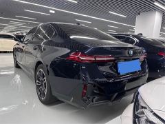 BMW 5 Series 525Li Luxury Package - фото 15