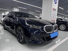 BMW 5 Series 525Li Luxury Package - фото 3