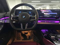 BMW 5 Series 525Li Luxury Package - фото 5